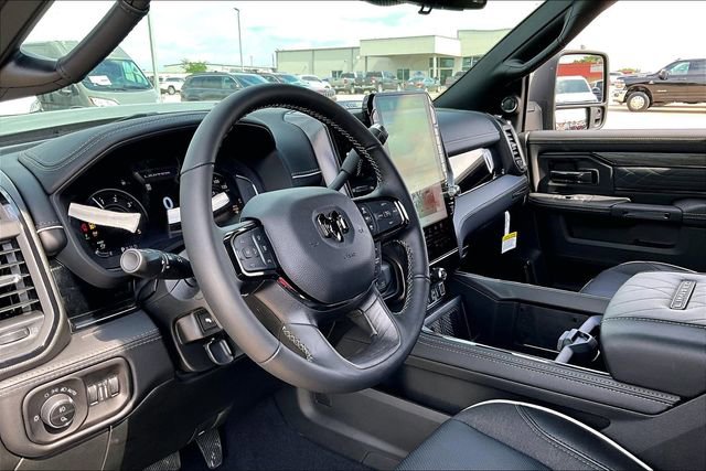 New 2026 RAM 2500 Limited AWD/4WD image 9