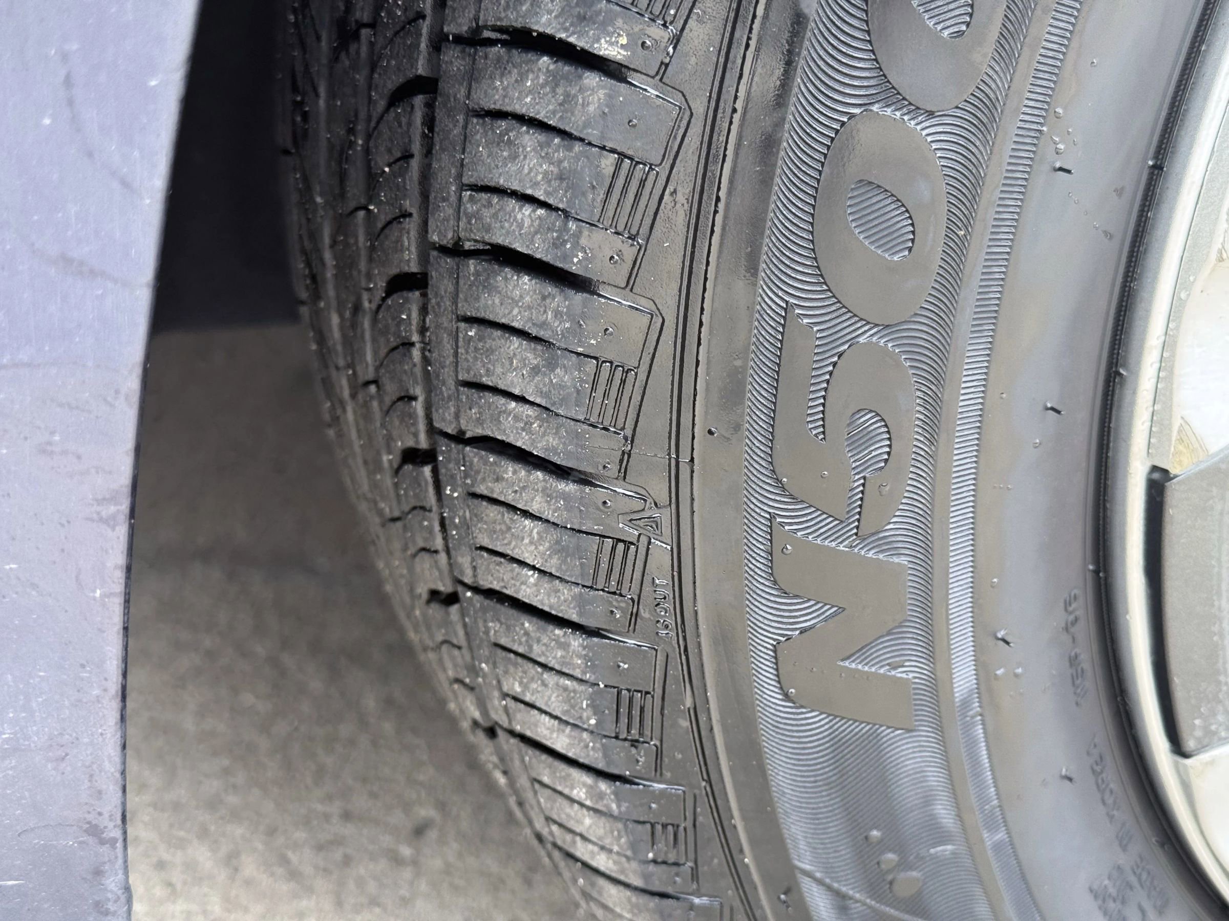 Used 2020 Toyota Corolla LE image 10