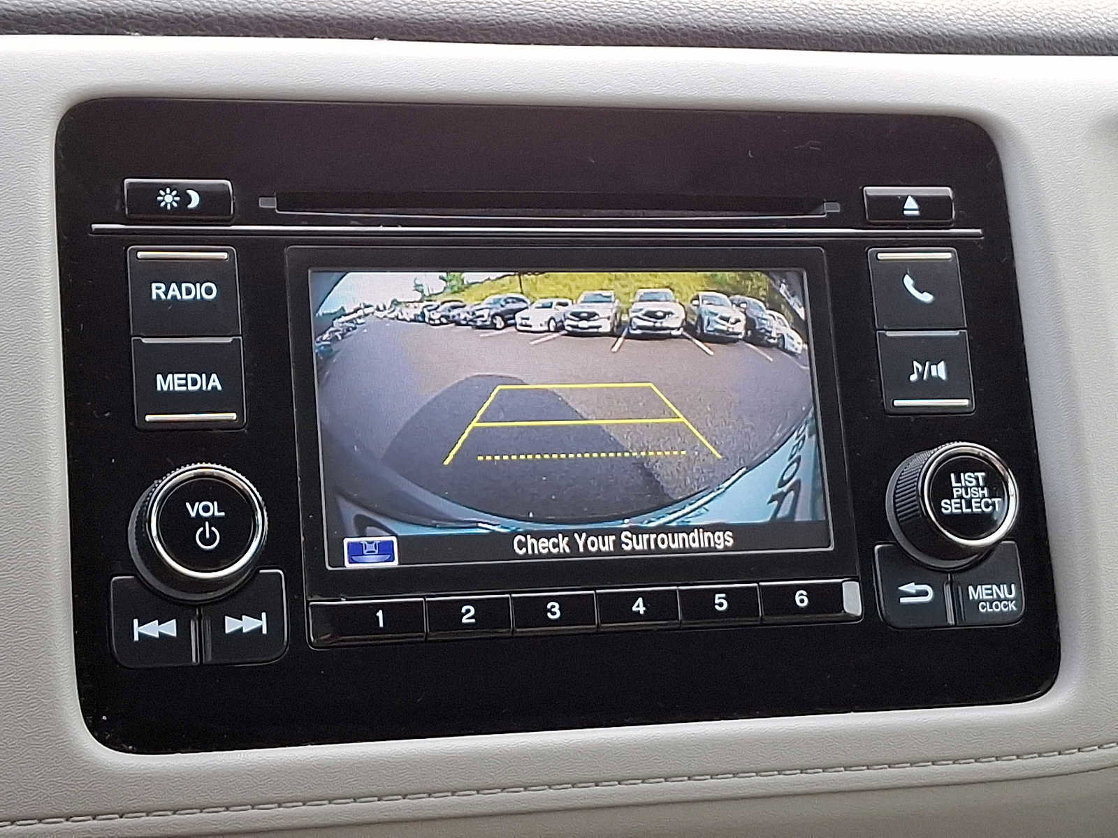 Used 2020 Honda HR-V LX image 17