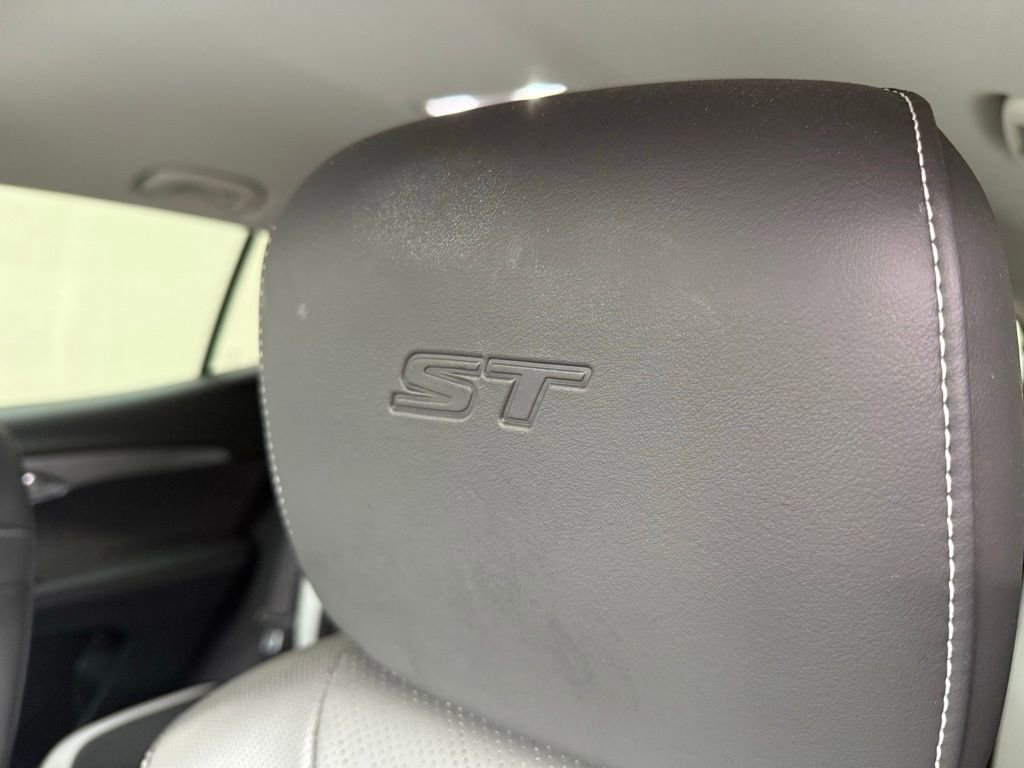 Used 2024 Buick Envision Sport Touring image 22