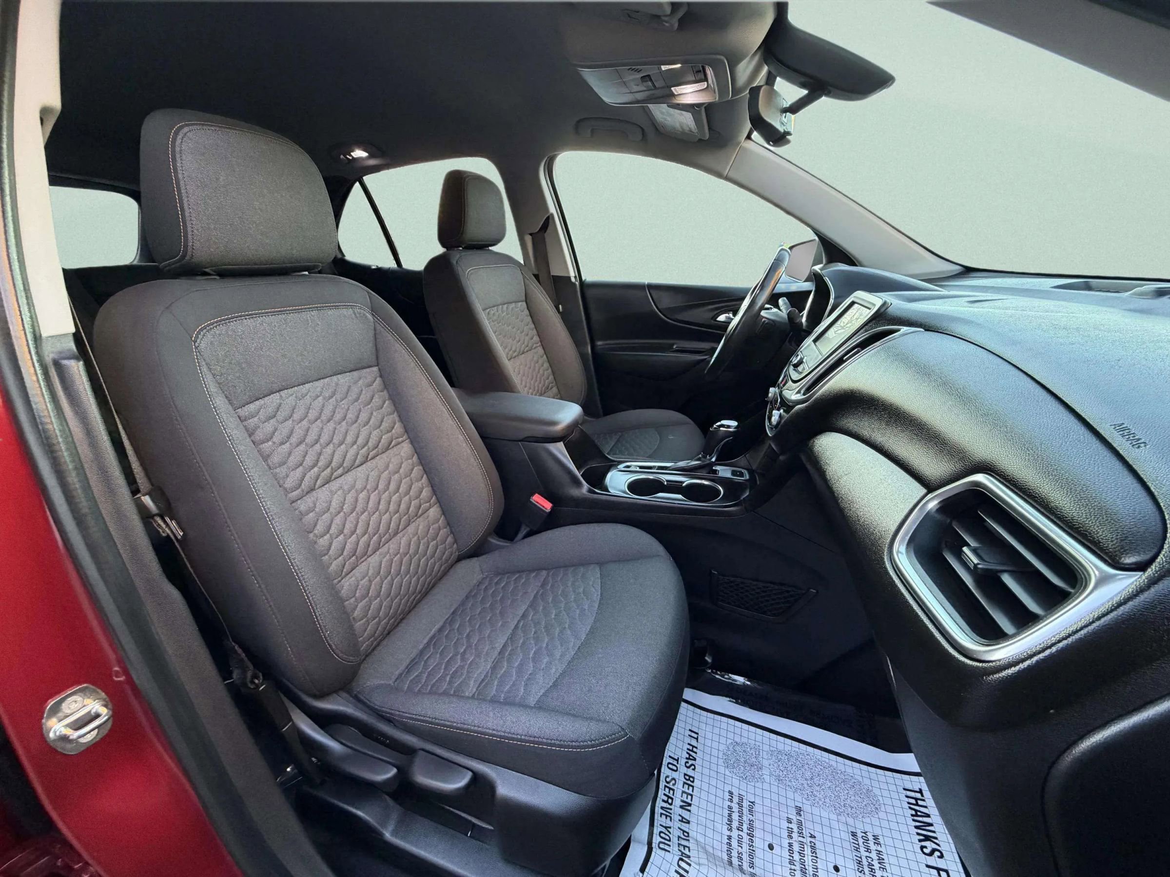 Used 2018 Chevrolet Equinox LT image 16