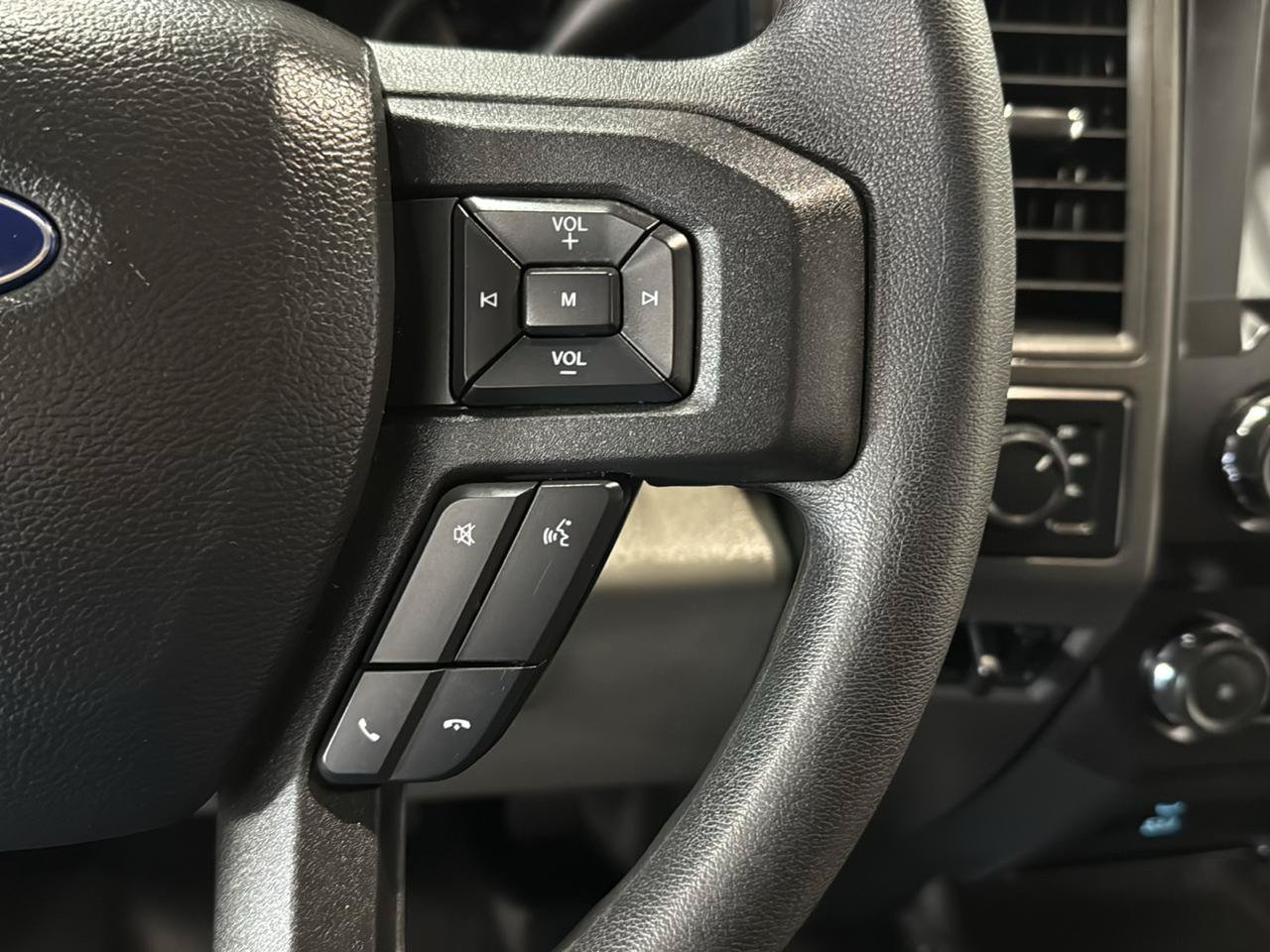 Used 2022 Ford F350 XL w/ STX Appearance Package AWD/4WD image 13