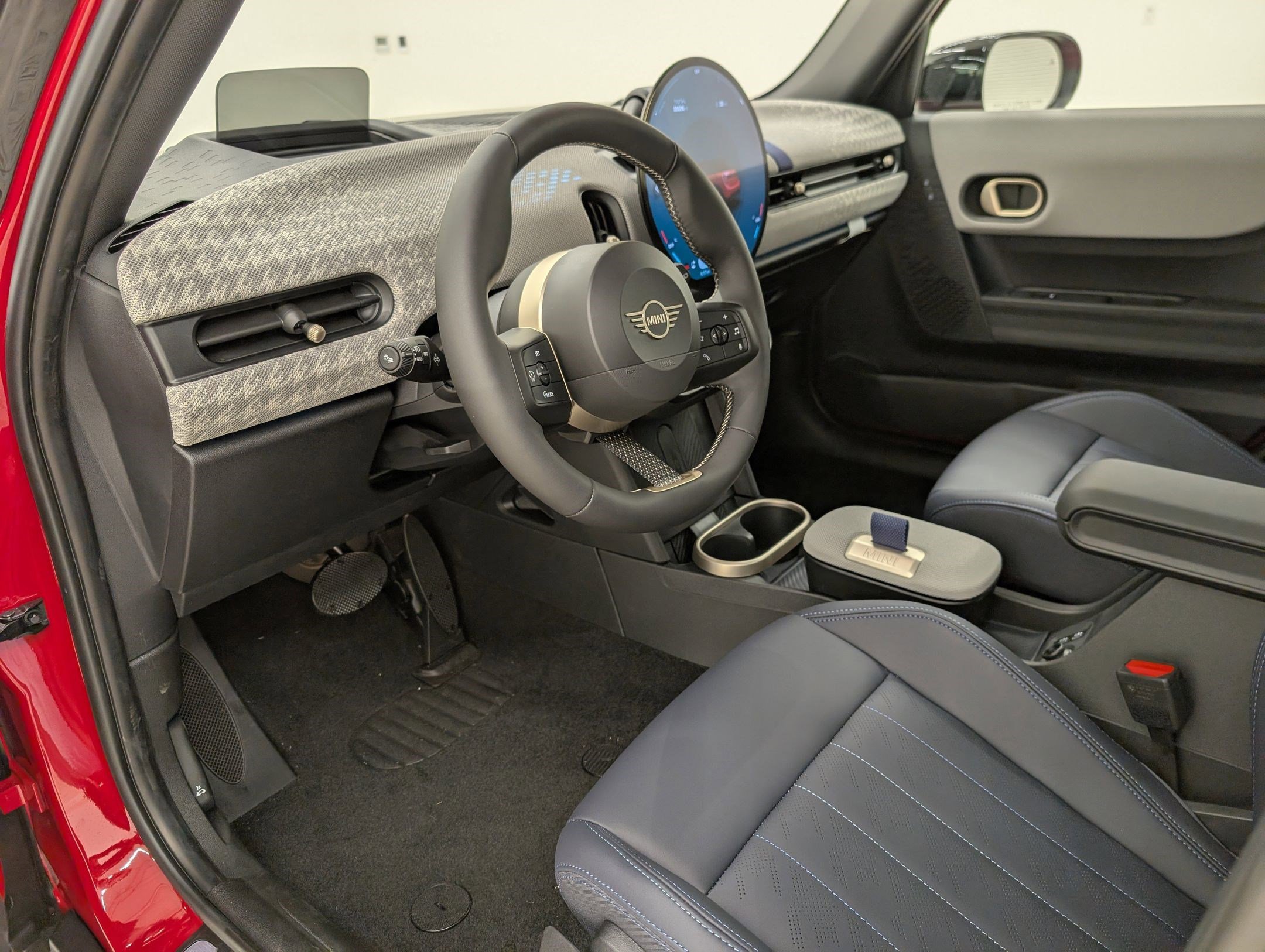 New 2025 MINI Cooper S image 4