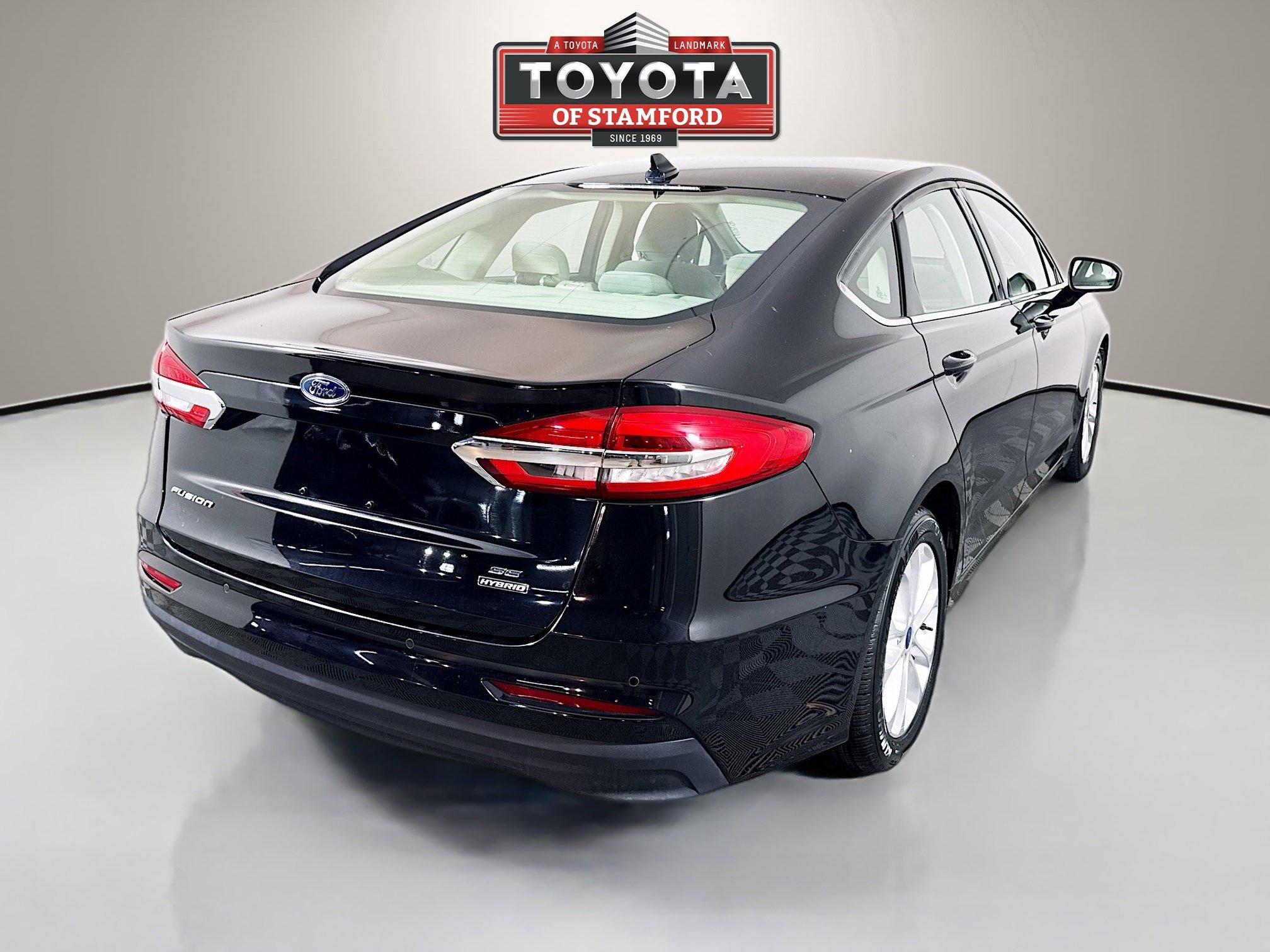 Used 2020 Ford Fusion SE image 7