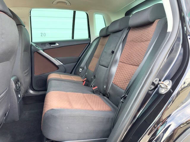 Used 2009 Volkswagen Tiguan SE AWD/4WD image 10