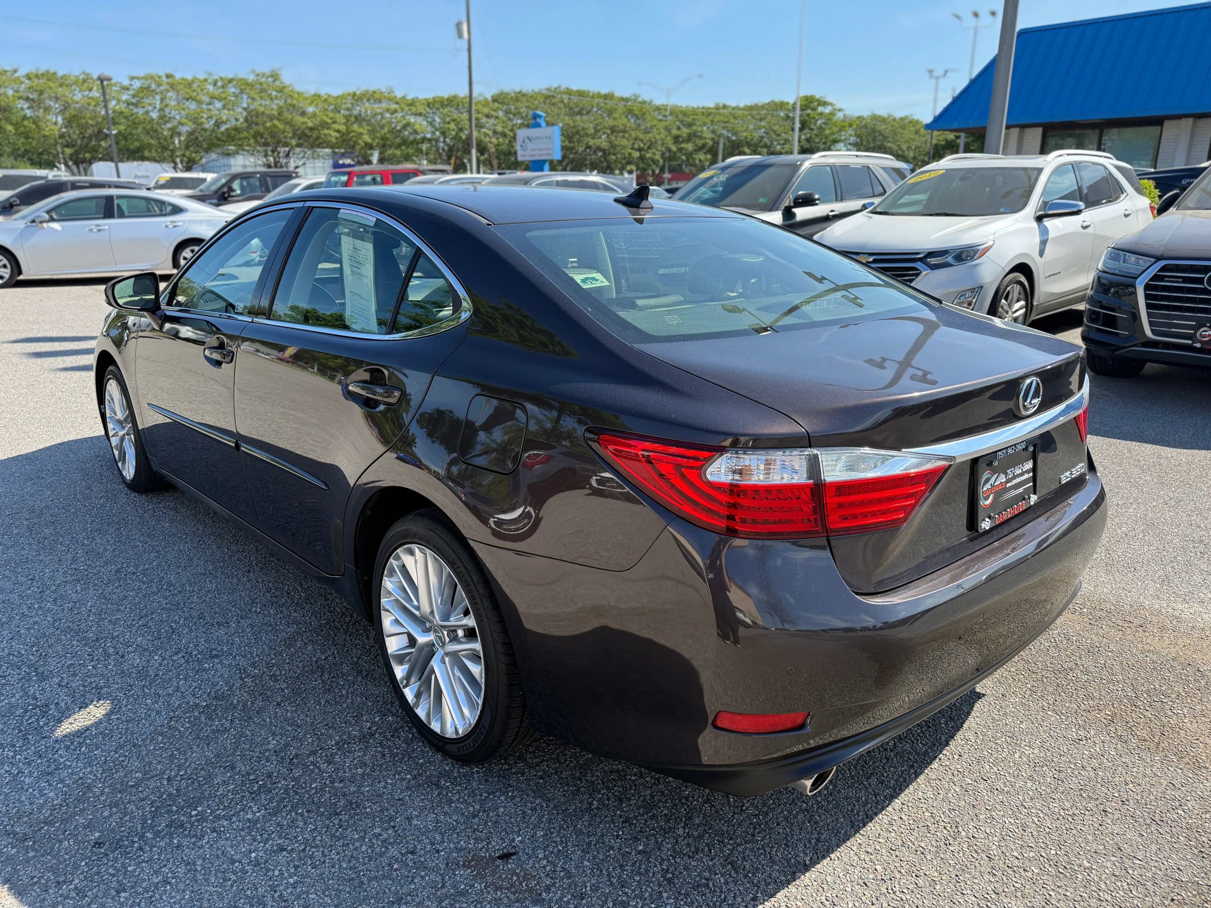 Used 2013 Lexus ES 350 w/ Luxury Pkg image 9