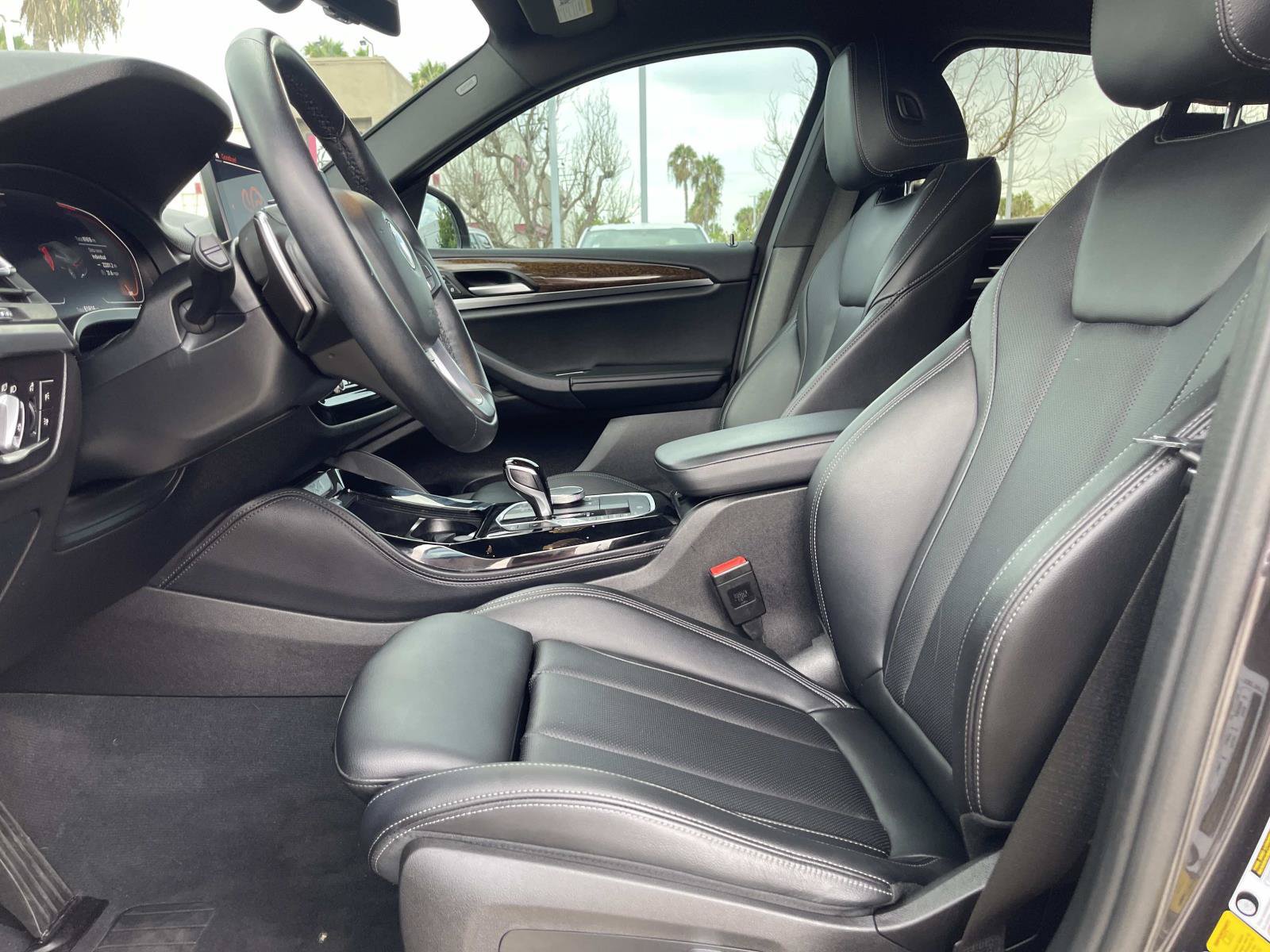 Used 2022 BMW X4 xDrive30i AWD/4WD image 17