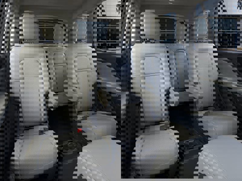 New 2026 Lincoln Aviator AWD w/ Jet Appearance Package image 11