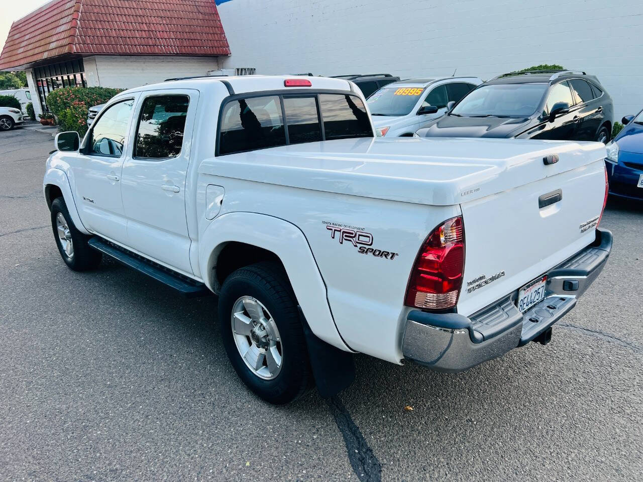 Used 2006 Toyota Tacoma PreRunner RWD image 4