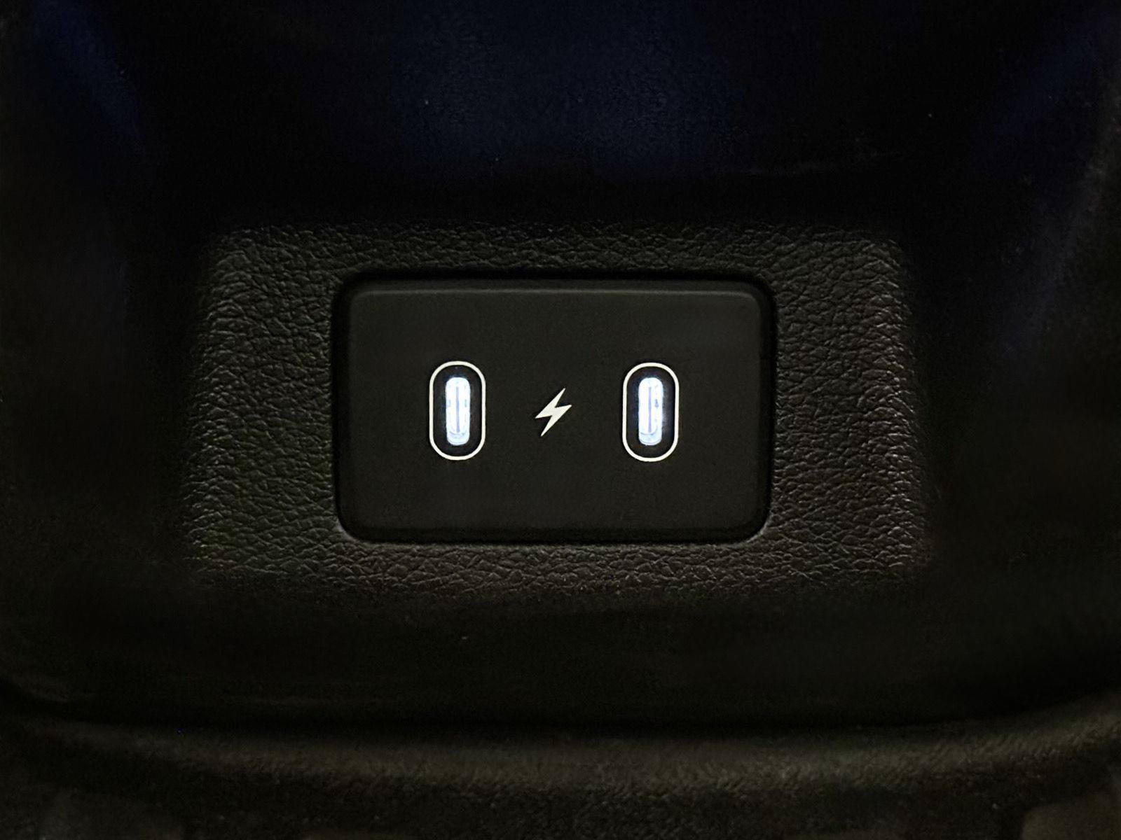 Used 2025 Hyundai Sonata Limited FWD image 21