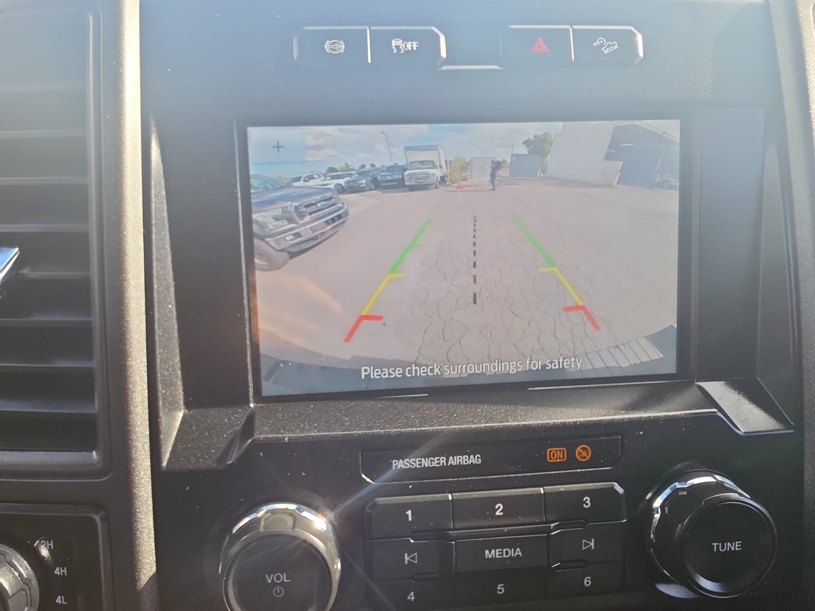 Used 2020 Ford F250 XL w/ STX Appearance Package AWD/4WD image 18