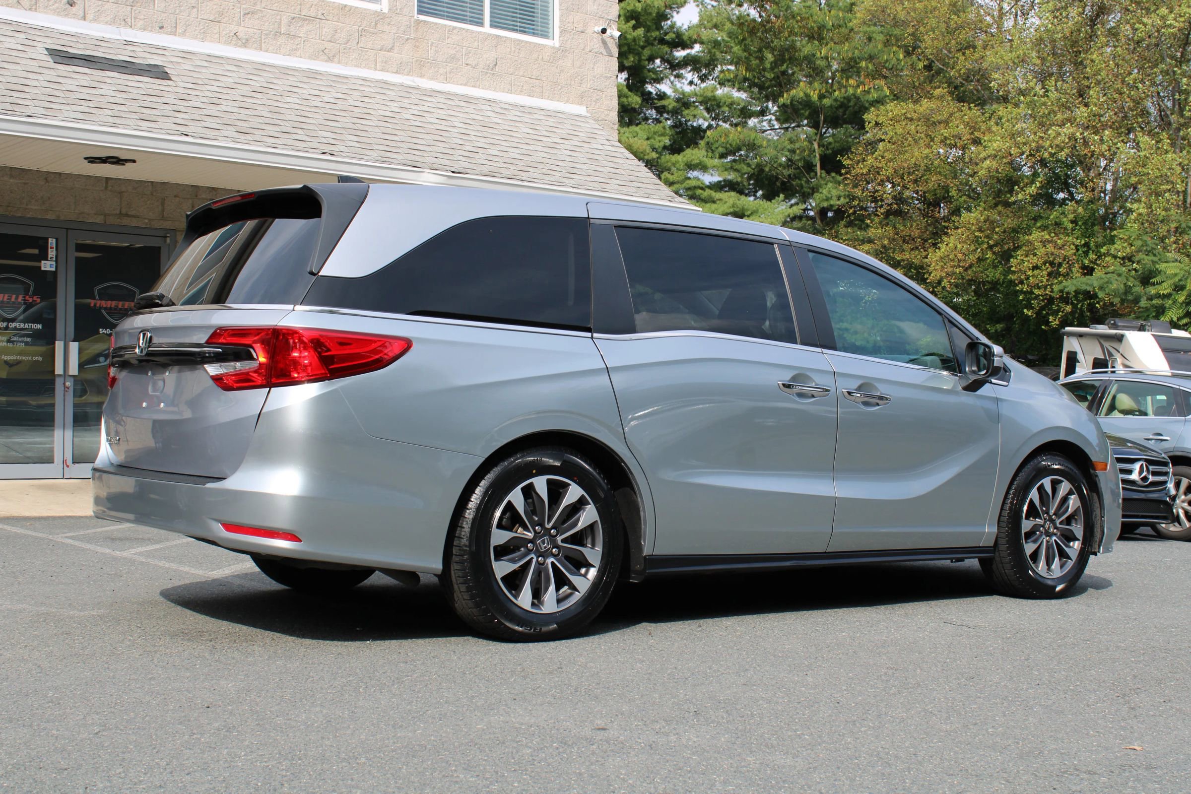 Used 2021 Honda Odyssey EX-L image 6