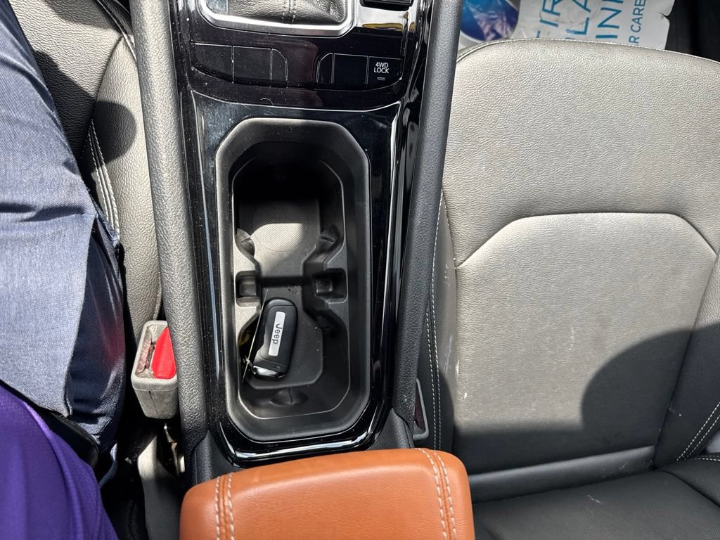 Used 2025 Jeep Compass Limited AWD/4WD image 18