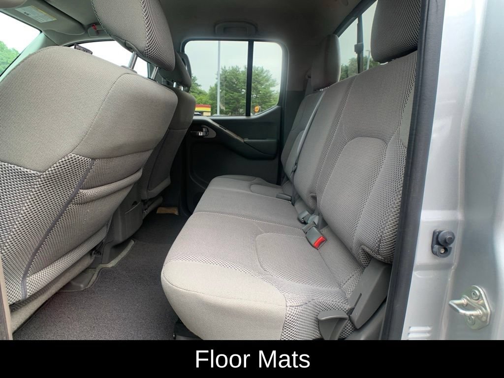 Used 2016 Nissan Frontier SV w/ SV Value Truck Package AWD/4WD image 26