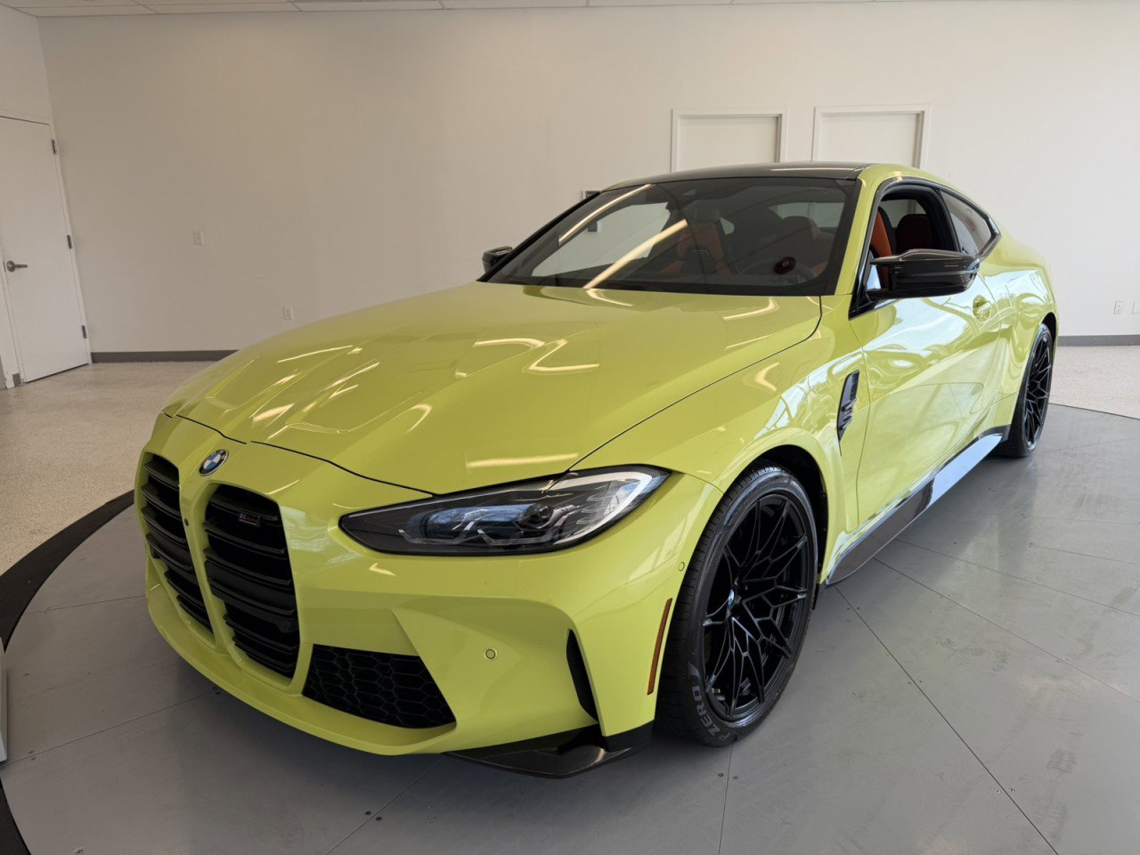 Used 2024 BMW M4 xDrive Competition w/ Parking Assistance Package AWD/4WD image 3
