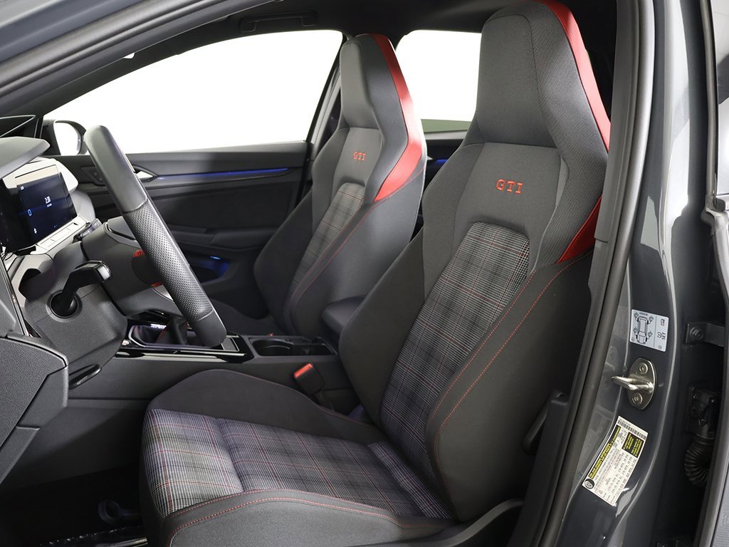 Used 2024 Volkswagen GTI SE image 33