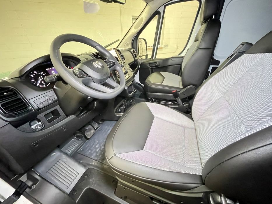 New 2024 RAM ProMaster 2500 w/ Safety Group image 9