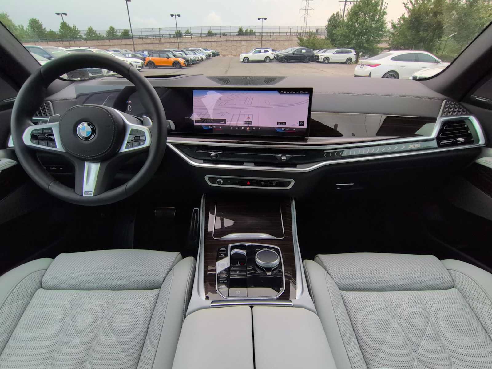 Certified 2026 BMW X5 xDrive40i w/ M Sport Package AWD/4WD image 16