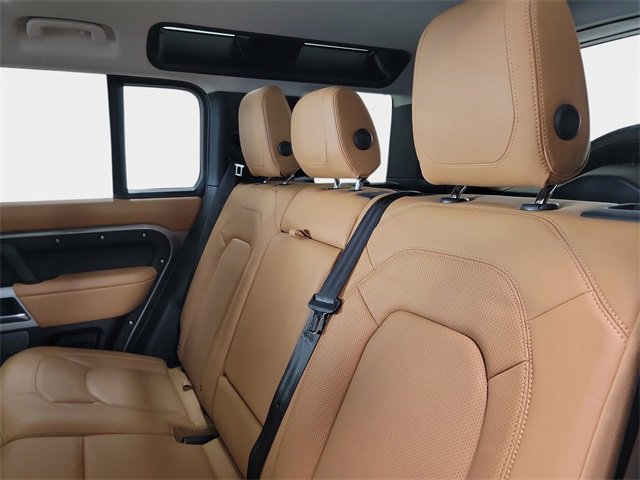 Used 2024 Land Rover Defender 110 S image 30