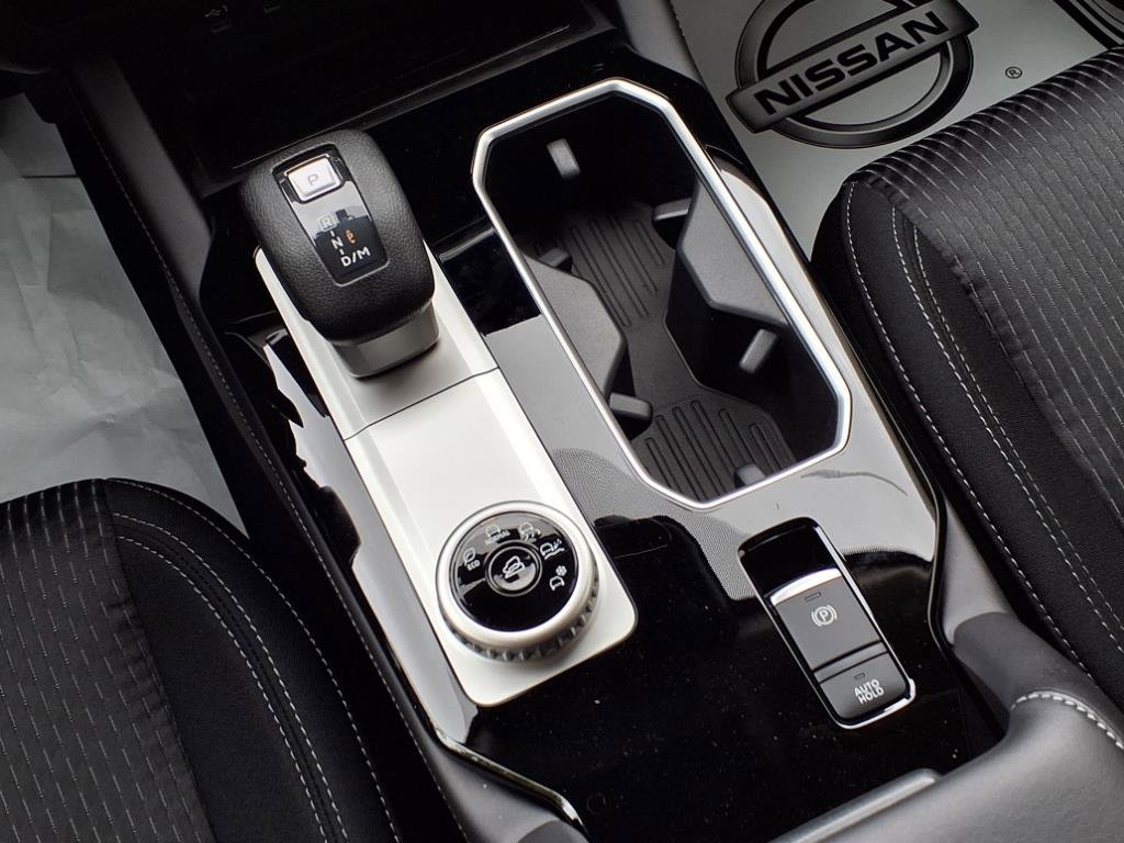 New 2025 Mitsubishi Outlander ES image 18