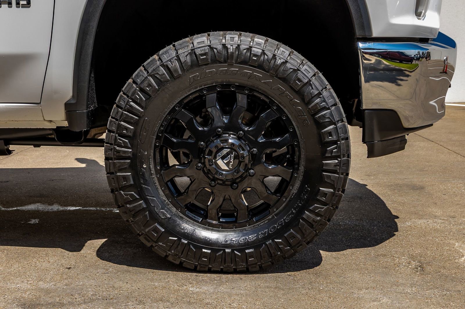 Used 2022 Chevrolet Silverado 3500 LTZ w/ LTZ Plus Package AWD/4WD image 12