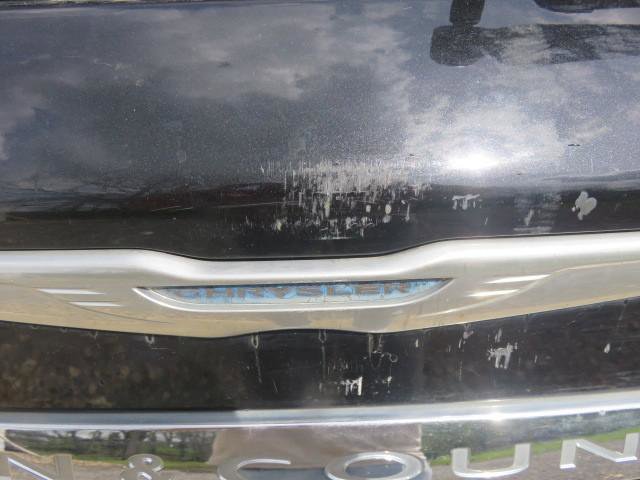 Used 2015 Chrysler Town & Country Touring w/ Driver Convenience Group FWD image 35