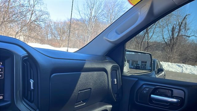 Used 2025 Chevrolet Silverado 1500 W/T image 16