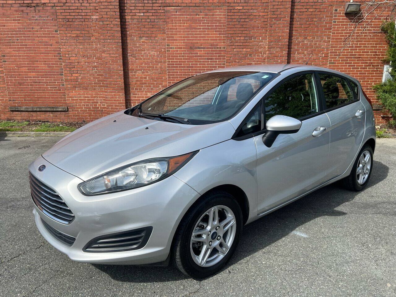 Used 2019 Ford Fiesta SE FWD image 7
