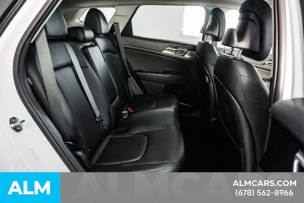 Used 2025 Kia Sportage EX w/ Premium Package FWD image 20