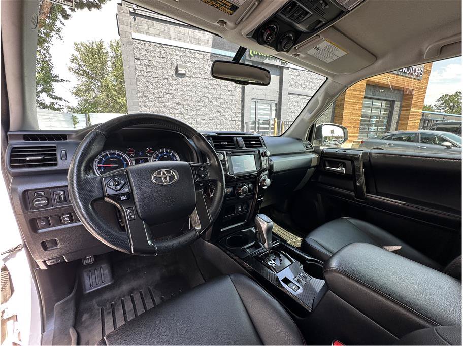 Used 2018 Toyota 4Runner TRD Off-Road Premium w/ TRD Performance Package AWD/4WD image 2