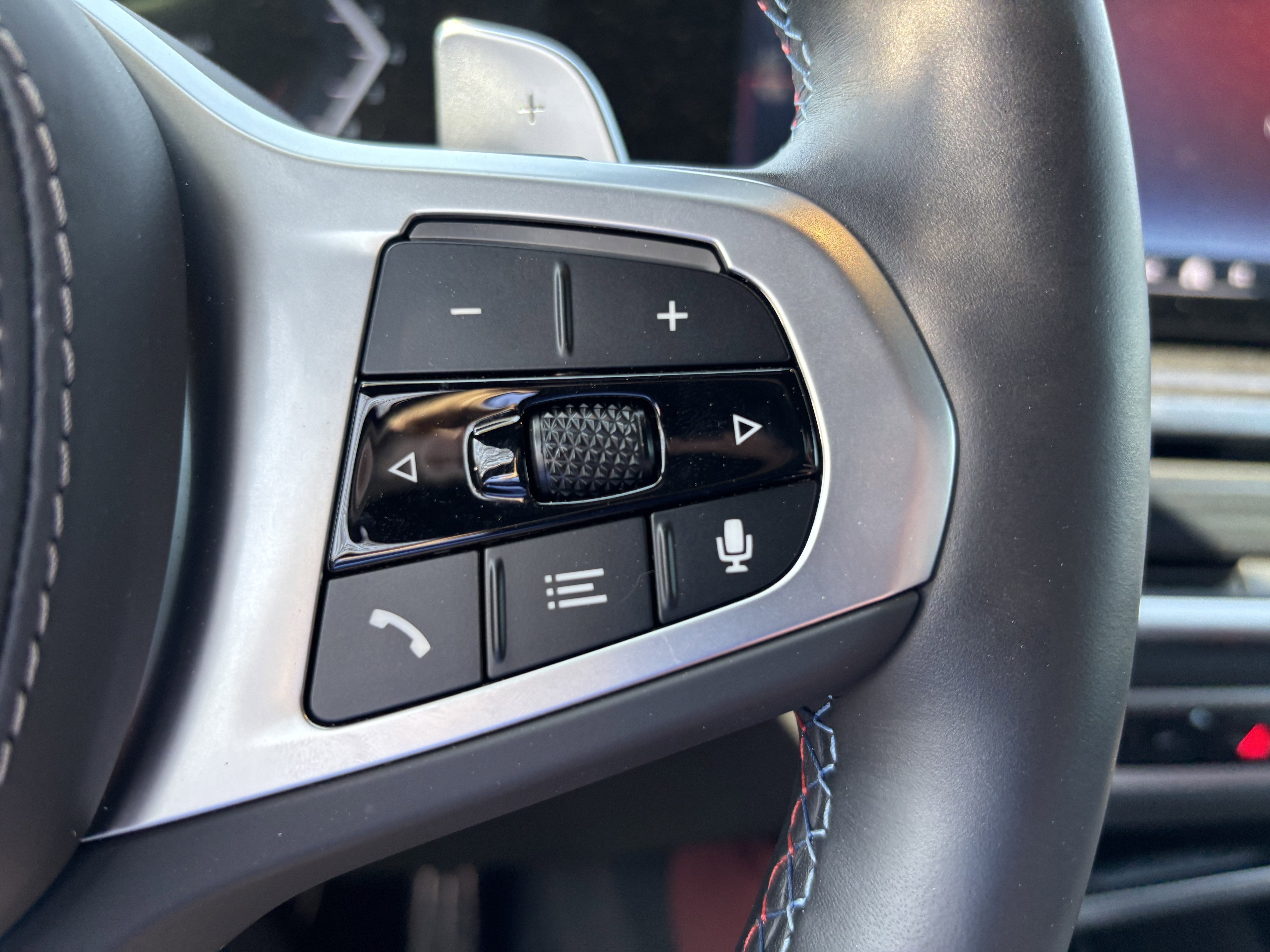 Used 2026 BMW X6 M60i image 20