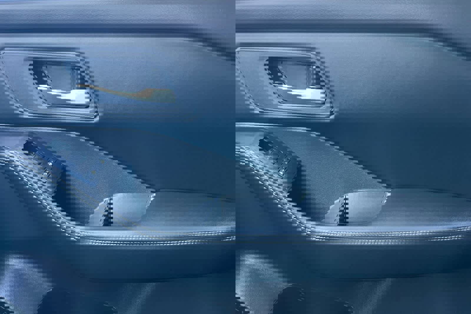 New 2026 Nissan Rogue SV image 21