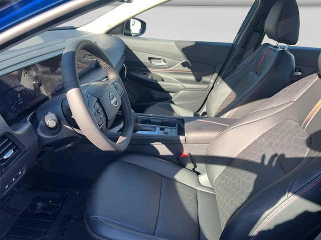 New 2026 Nissan Sentra SR w/ SR Premium Package FWD image 10