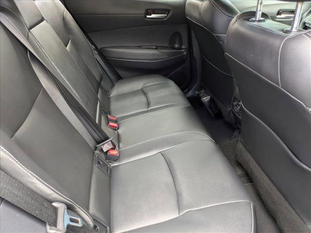 Used 2025 Toyota Corolla Cross XLE w/ Convenience Package image 19