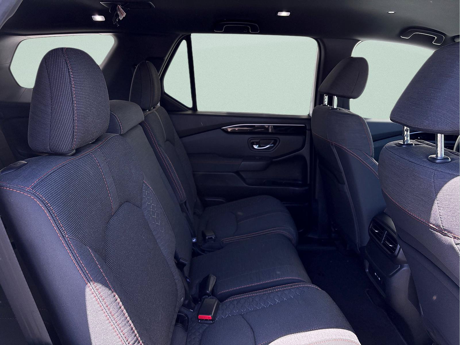 Certified 2025 Honda Pilot Sport image 27