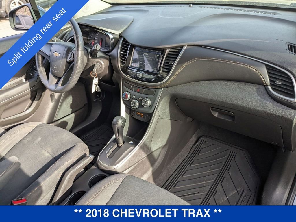 Used 2018 Chevrolet Trax LS image 37
