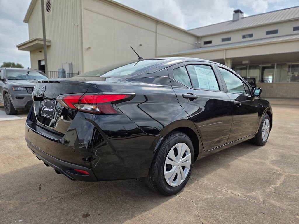 Used 2025 Nissan Versa S FWD image 7