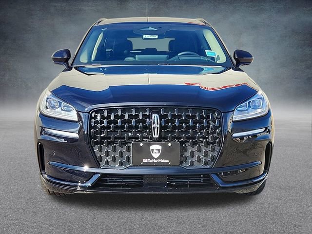 New 2025 Lincoln Corsair Reserve w/ Equipment Group 202A image 5