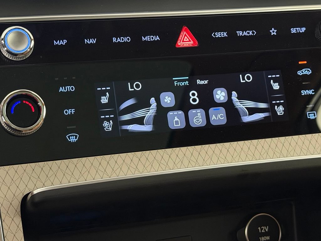Used 2025 Genesis GV80 3.5T Prestige AWD/4WD image 18