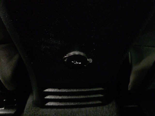 Used 2016 Toyota Tacoma TRD Sport image 78