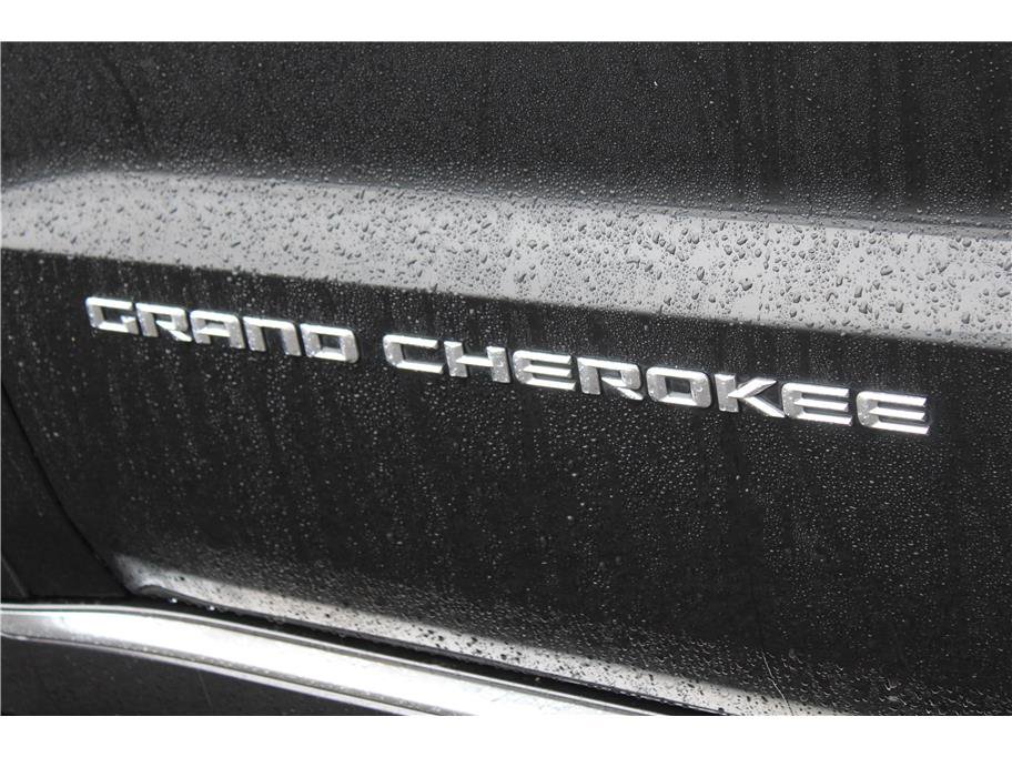 Used 2014 Jeep Grand Cherokee Summit image 33