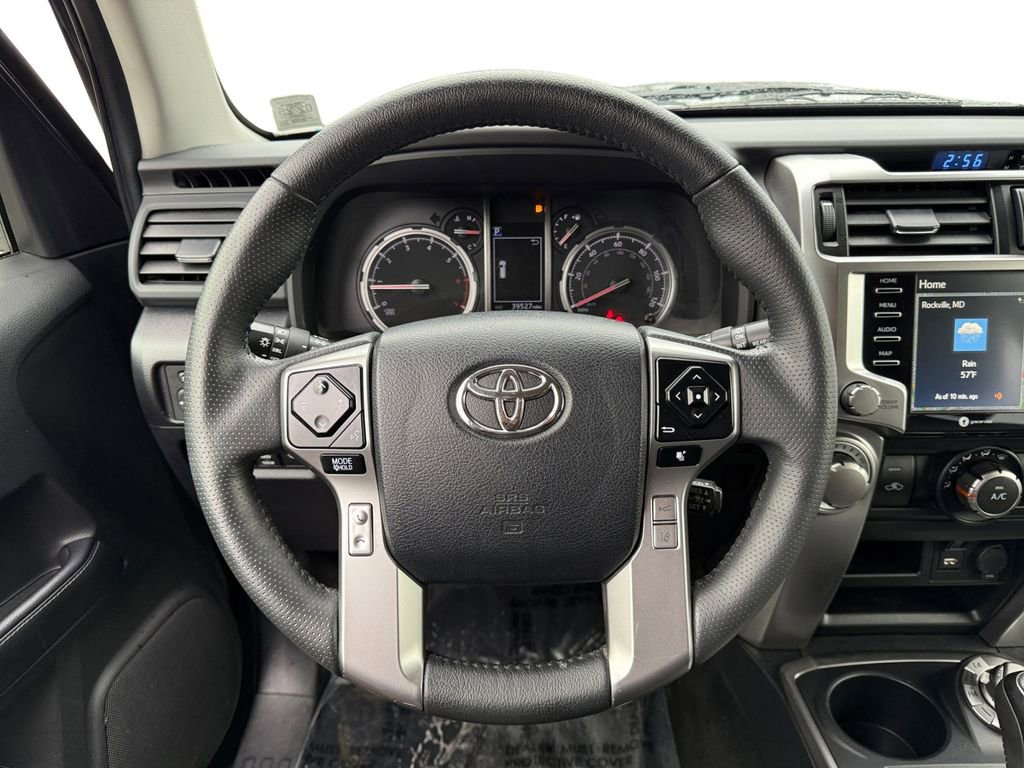 Used 2023 Toyota 4Runner TRD Sport w/ Technology Package AWD/4WD image 12