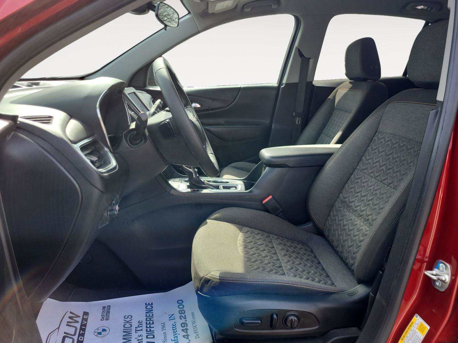 Used 2024 Chevrolet Equinox LT image 10