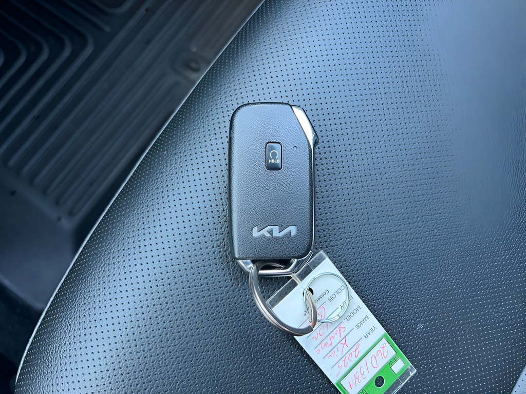 Used 2025 Kia Sportage X-Line w/ Premium Package AWD/4WD image 31