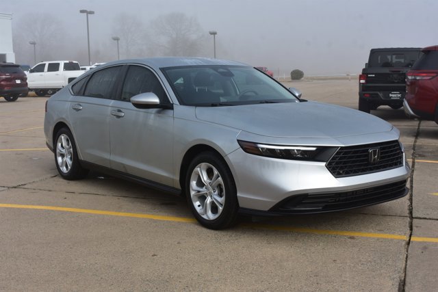 Used 2024 Honda Accord LX image 3