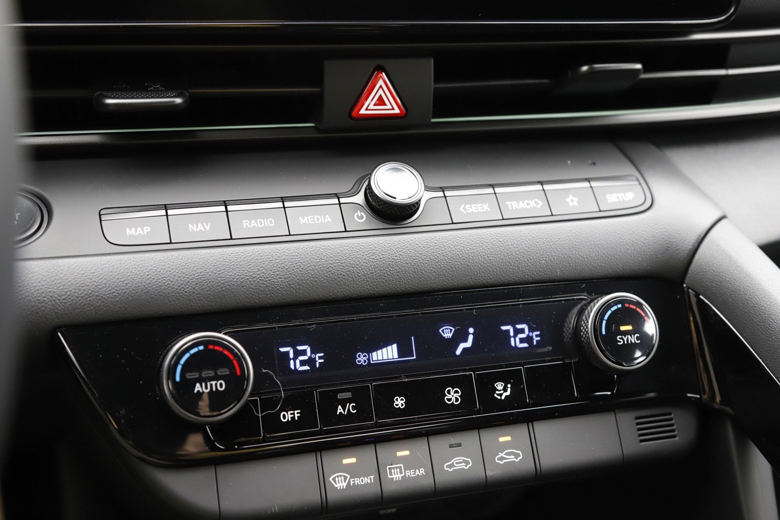 New 2026 Hyundai Elantra Sport image 26