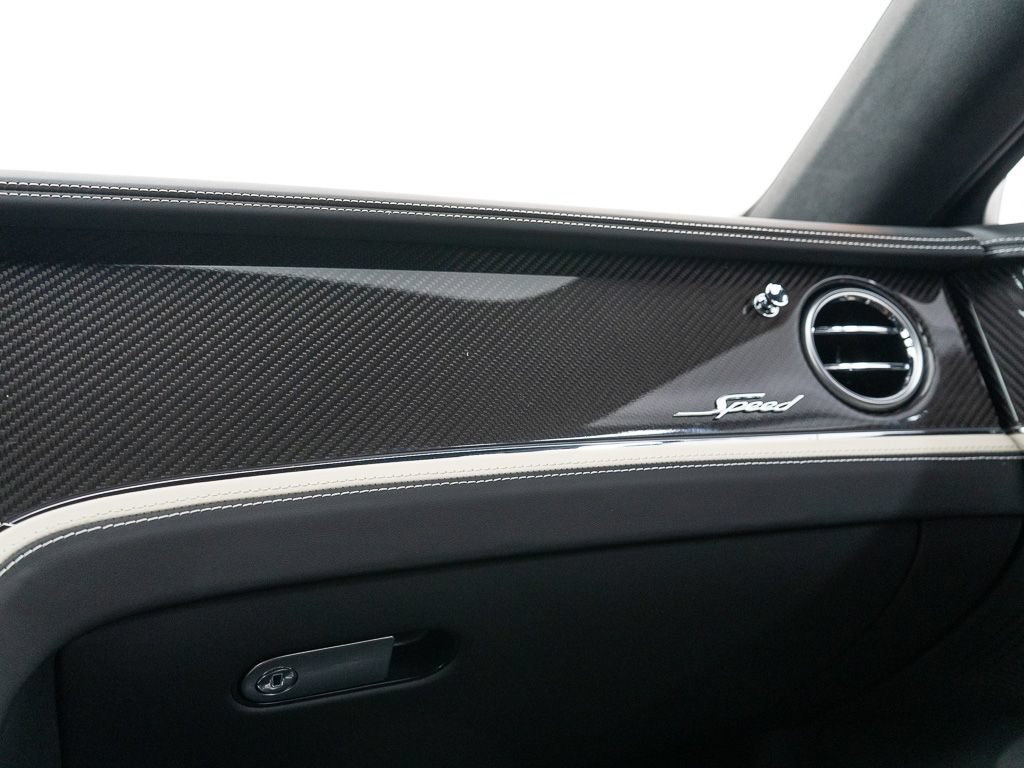 Used 2025 Bentley Flying Spur Plug-In Hybrid AWD/4WD image 43