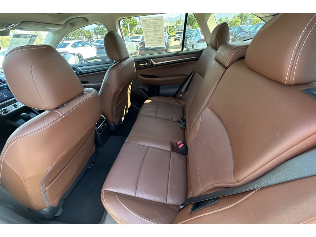 Used 2017 Subaru Outback 3.6R Touring AWD/4WD image 14