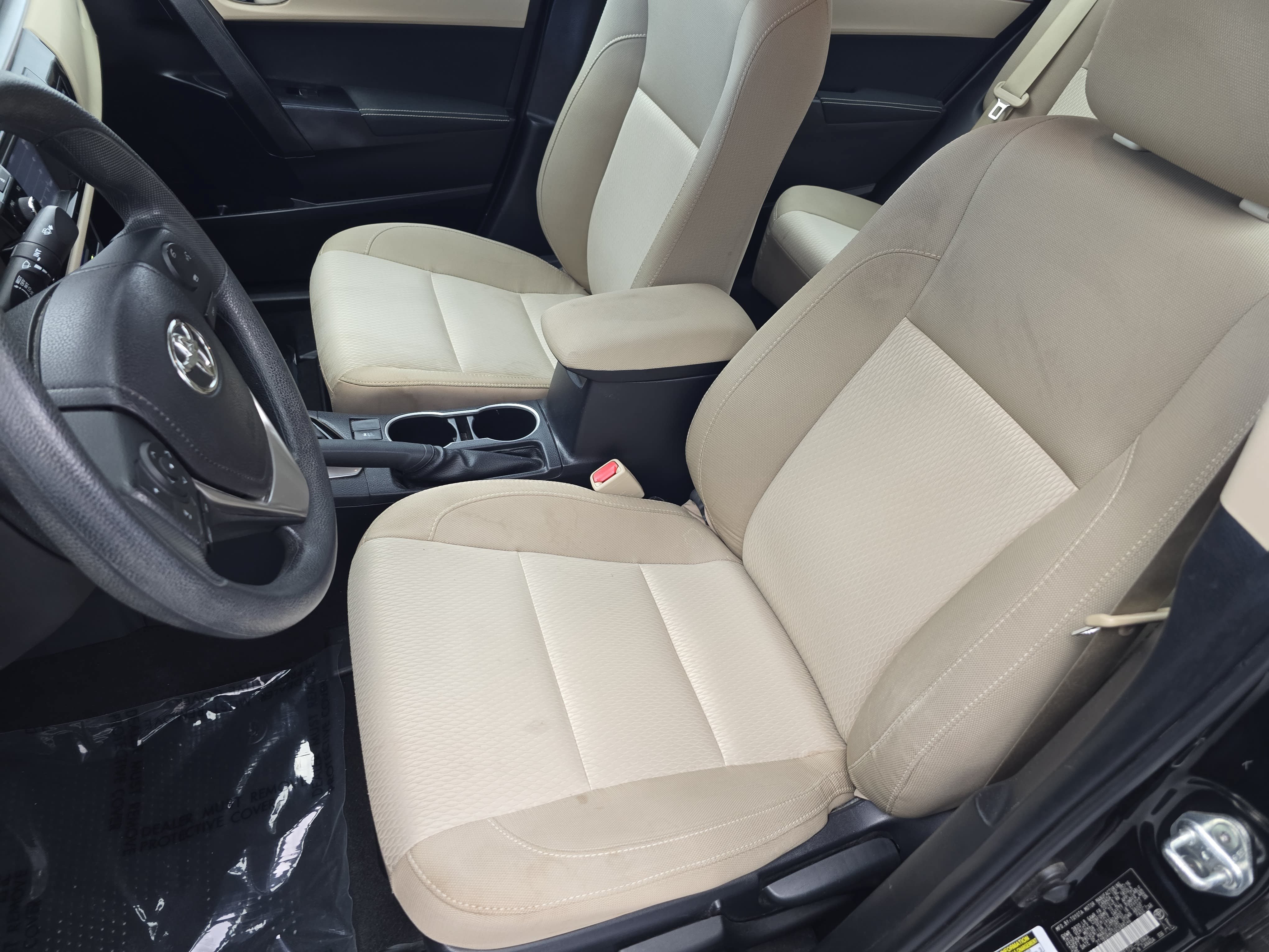 Used 2016 Toyota Corolla LE FWD image 14