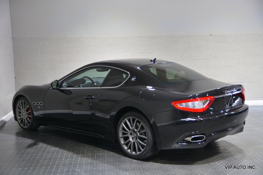 Used 2011 Maserati GranTurismo S image 11